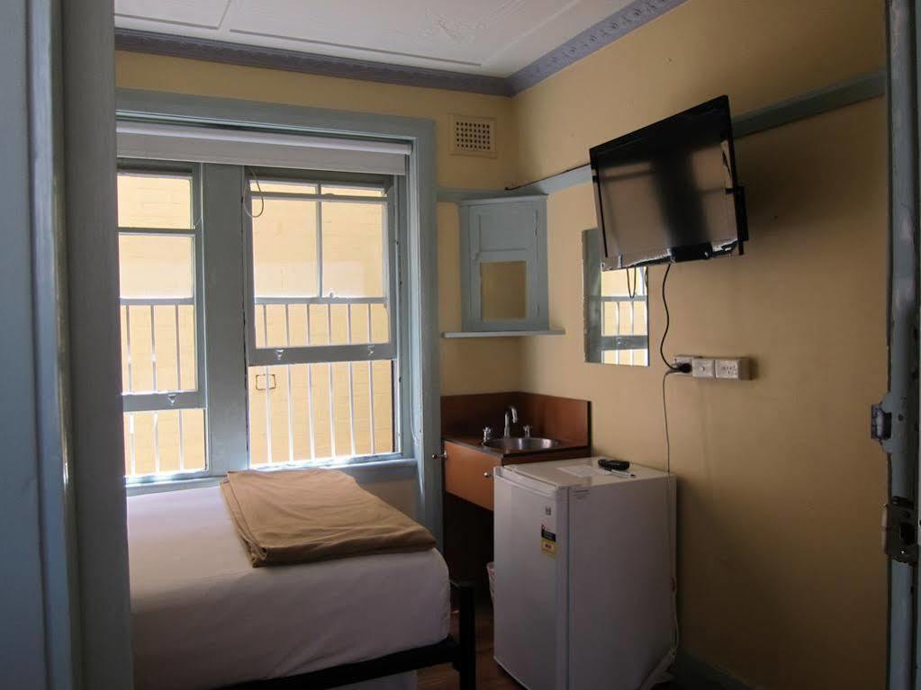 Highfield Private Hotel Sydney Exteriör bild